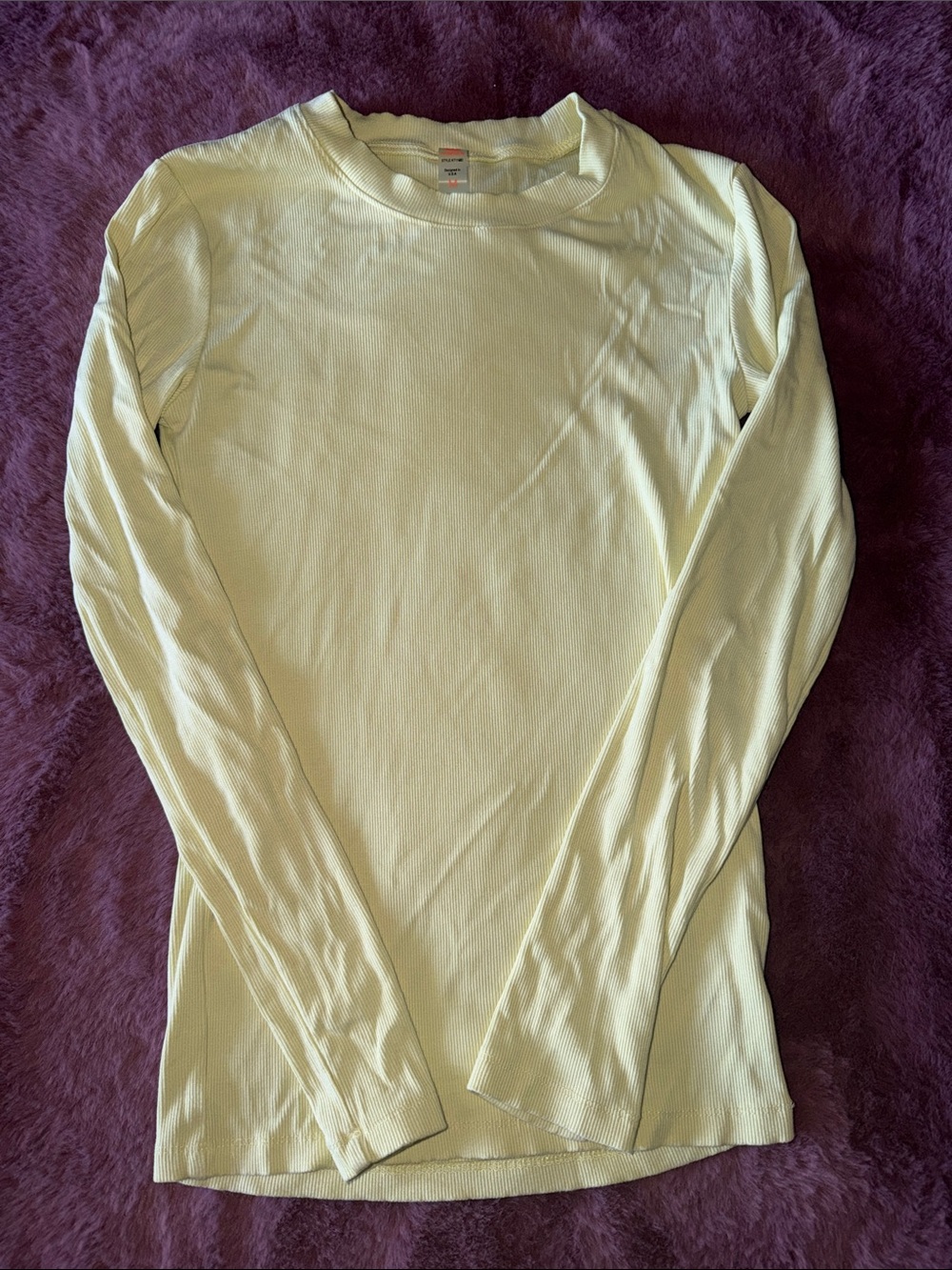 Sz Medium Mono B Women’s Long-Sleeve Ribbed Shirt in Pale Yellow